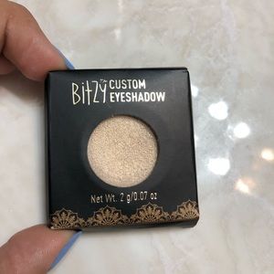 Bitzy Custom Eyeshadow